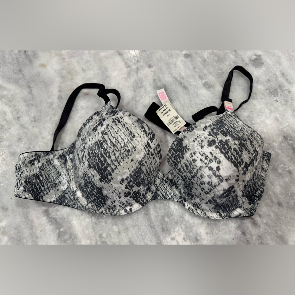 PINK Victoria's Secret Black Snake Print Underwire Bra